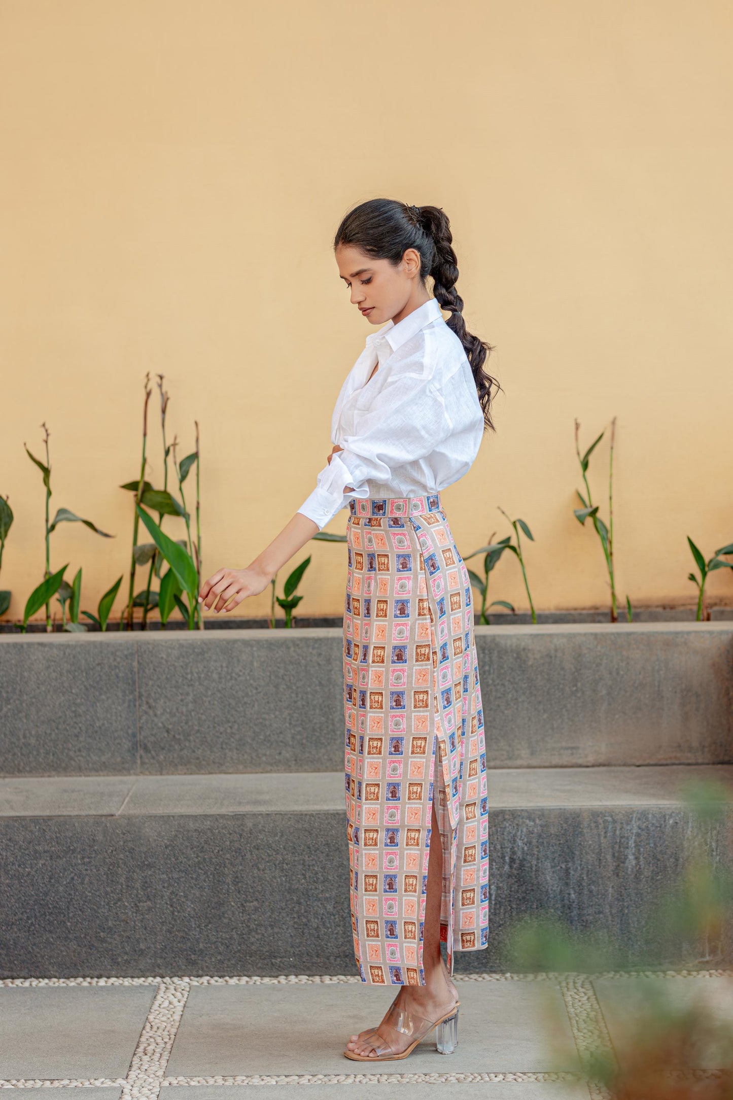 Stamp Slit Skirt