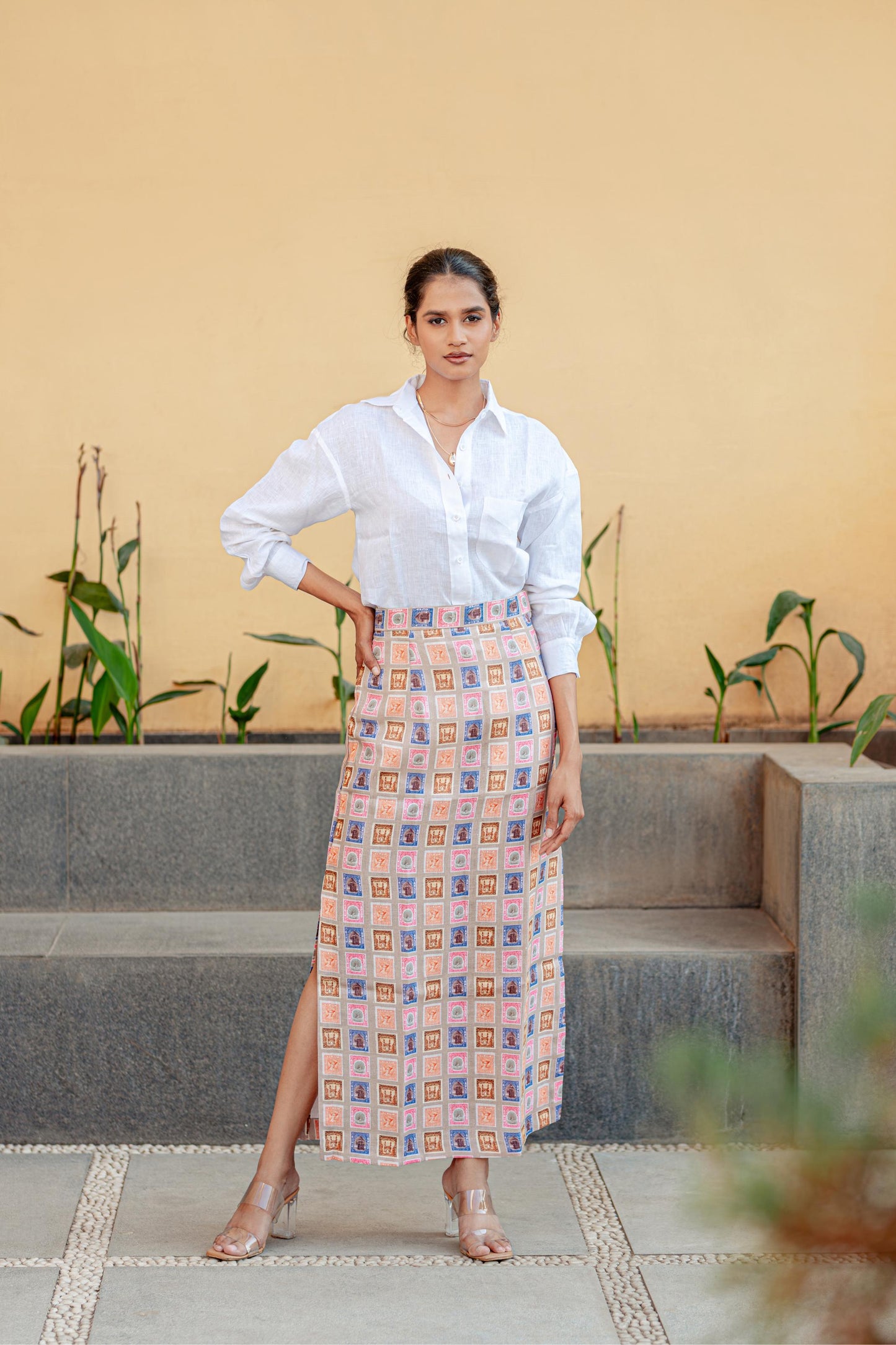 Stamp Slit Skirt